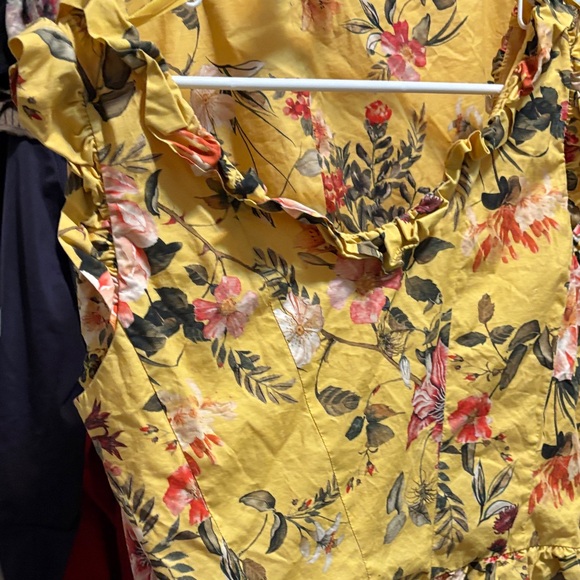 Floral Yellow Ruffle Top - Picture 3 of 5
